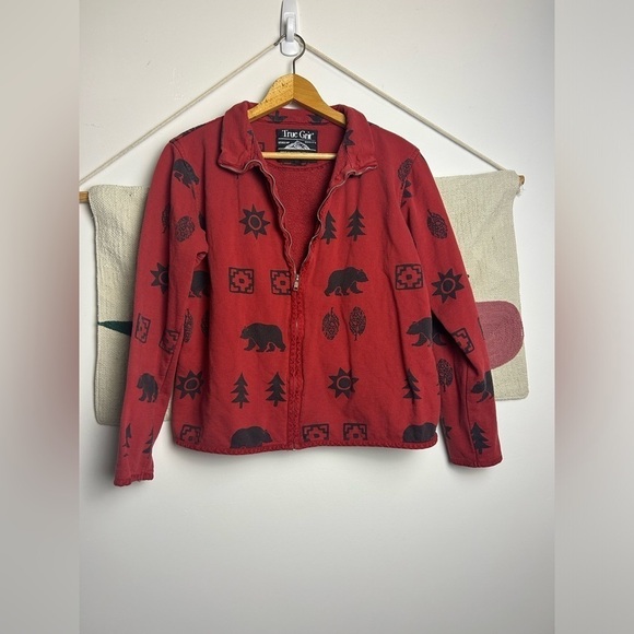 True grit Bear Printed fleece Jacket full zip Long sleeve red-Black minimalist S - Picture 2 of 11